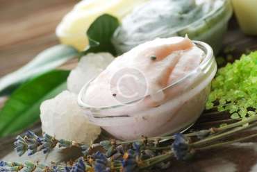 Moisturizing Face Mask Recipes